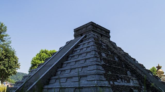 Mexico - Mayan Pyramid